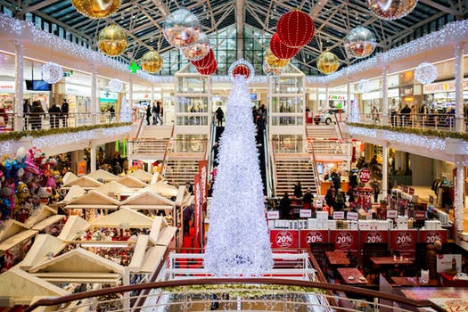 Shopping Mall after Christmas and a way to save