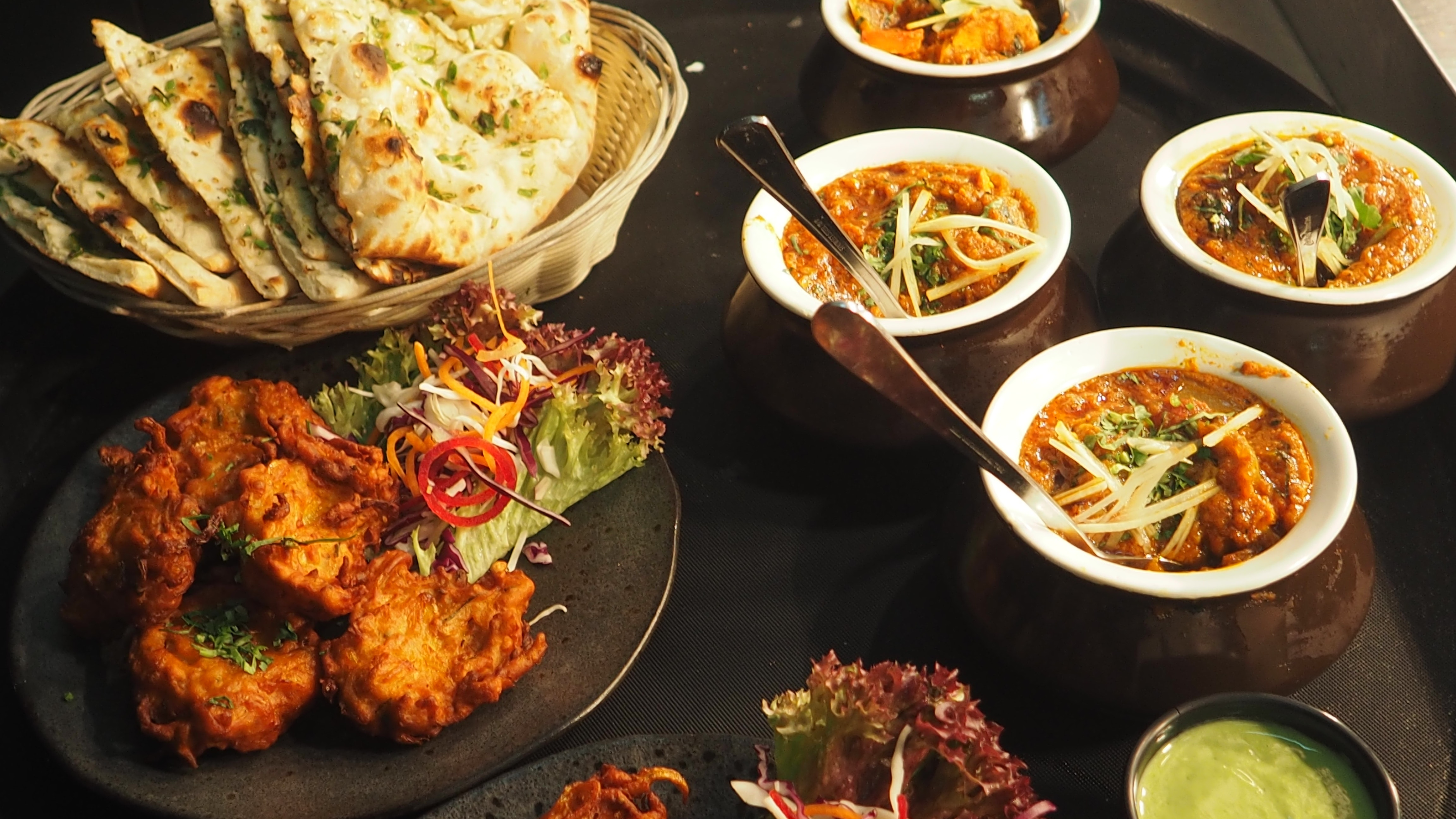 Various dishes available at a local Indian restaurant Glasgow. 